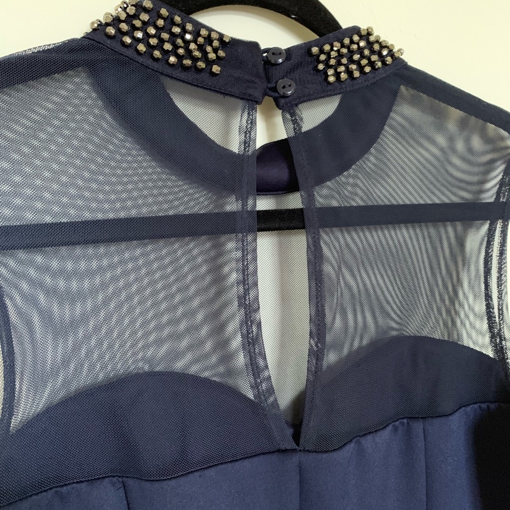 Dress - Picture 5 of 5